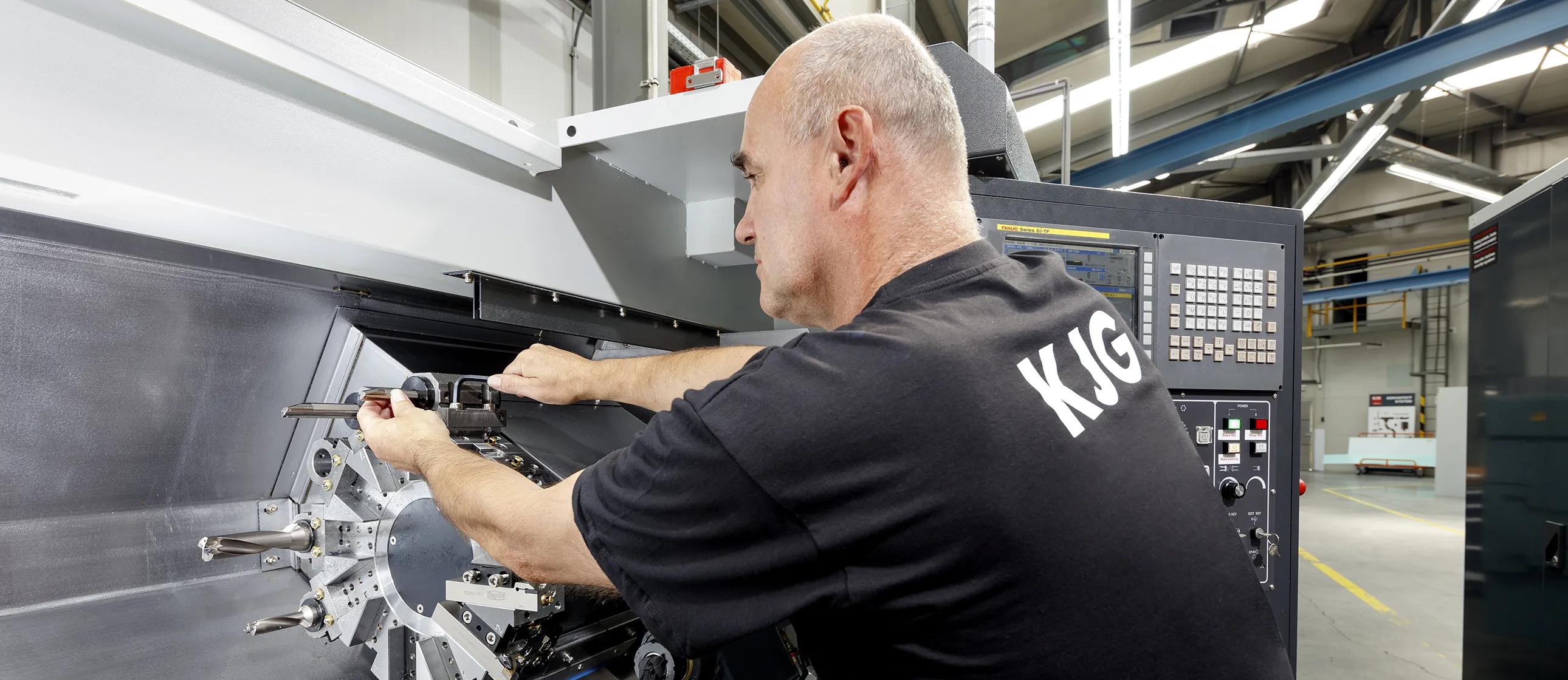 CNC
HORIZONTALNA
TOKARILICA